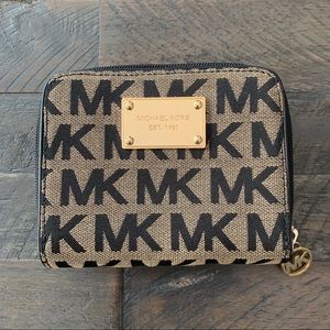 Michael Kors Monogram Wallet